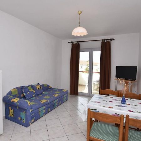 Apartments And Room Kiko Primošten Extérieur photo